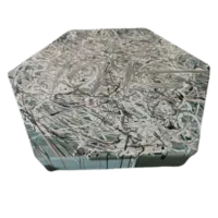 Kuusikulmainen harmaa kuvio